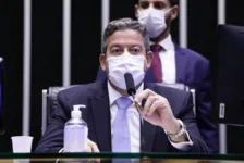 Imagem ilustrativa da notícia Para evitar crise, Lira procura ministros do Supremo e acena com punição a deputado bolsonarista