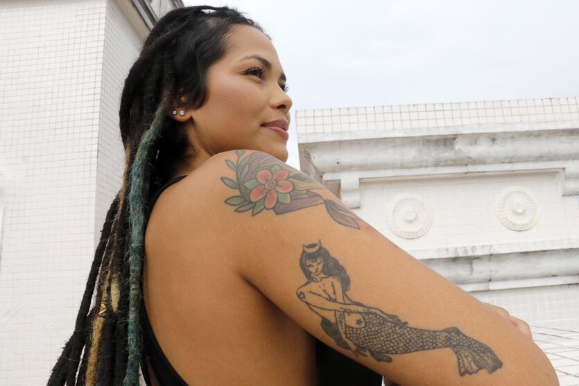 
        
        
            Janaína Gato e as suas tattoos
        
    