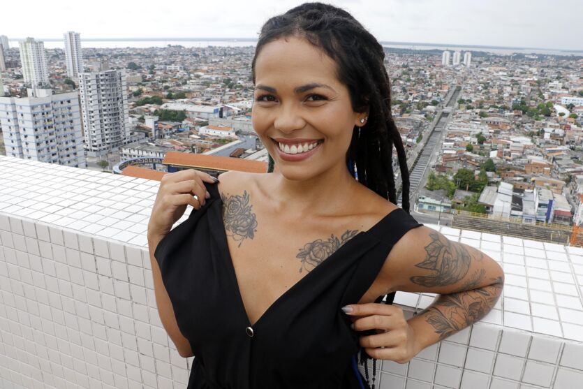 
        
        
            Janaína Gato e as suas tattoos
        
    