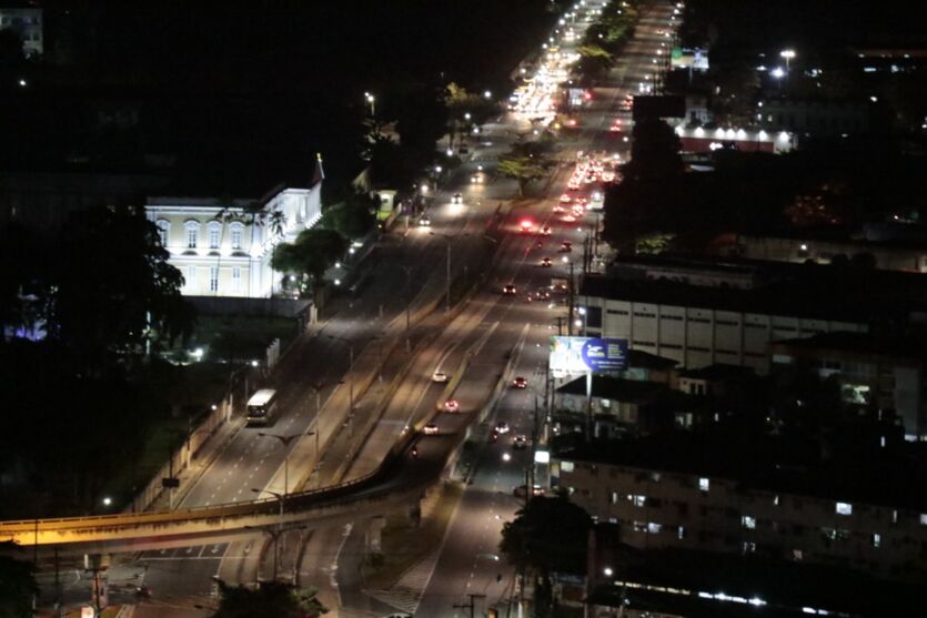 
        
        
            Veja imagens da primeira noite do toque de recolher em Belém
        
    