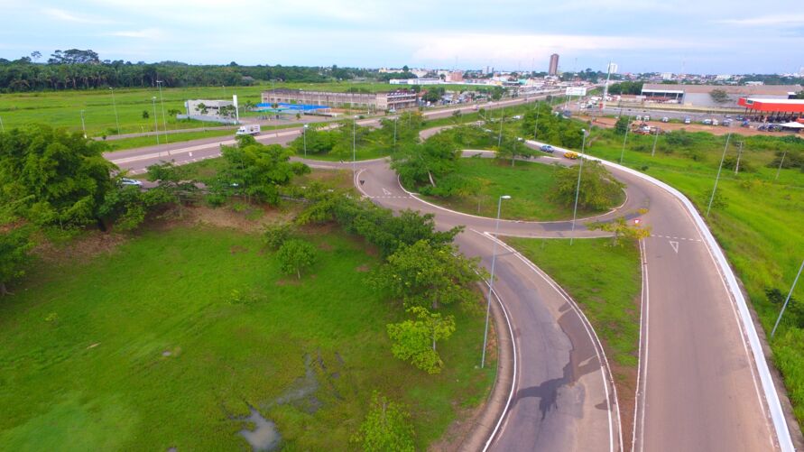 
                            
                            
                                Nova orla do bairro Amapá e rodovias
                            
                        
