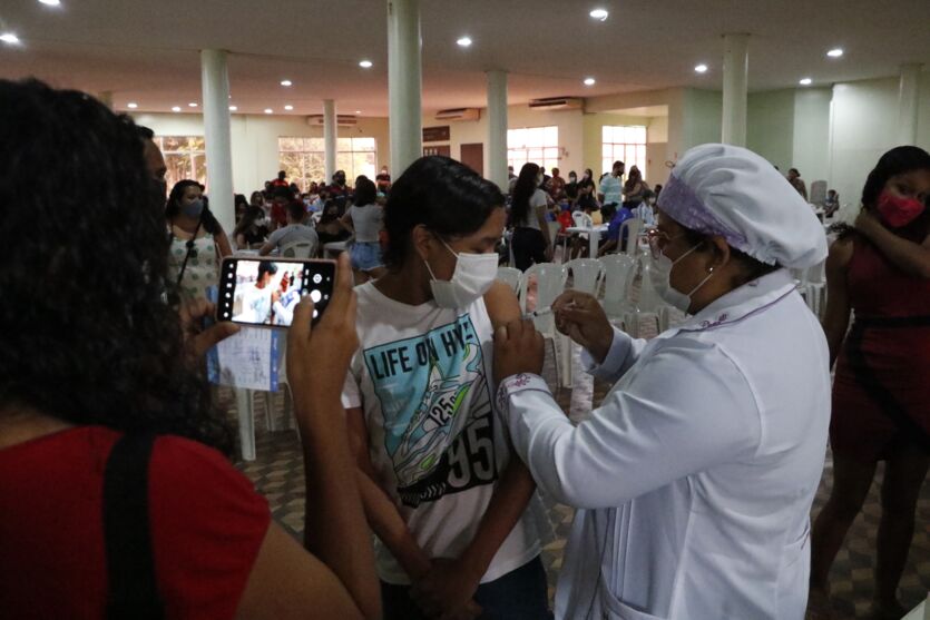 
        
        
            Veja
fotos da vacinação em Belém dos nascidos em 2005 e 2006
        
    