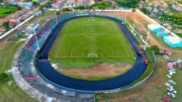 Estádio Navegantão novamente volta ser centro das atenções por causa dos problemas em seu gramado