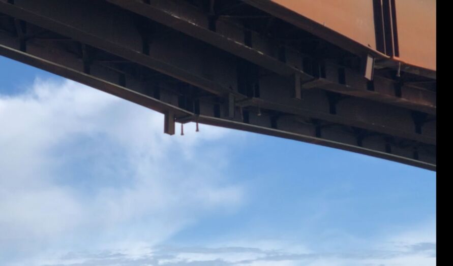 
                            
                            
                                Galeria: Imagens mostram ponte de Outeiro após acidente
                            
                        