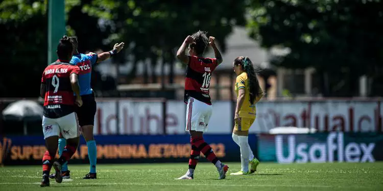 A. A. Esmac (@EsmacFeminino) / X