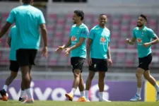 Tite define seleção para amistosos