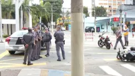 Imagem ilustrativa da notícia PM de folga reage a assalto e mata dois assaltantes