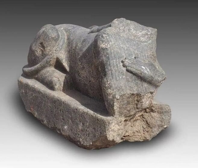 Artefatos da era Quéops são descobertos no Egito