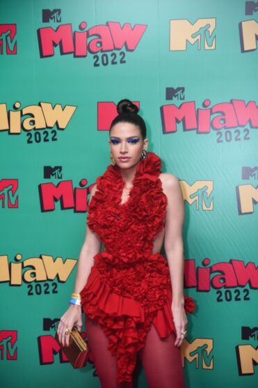 
                            
                            
                                Veja quem passou pelo Pink Carpet do MTV Miaw 2022
                            
                        