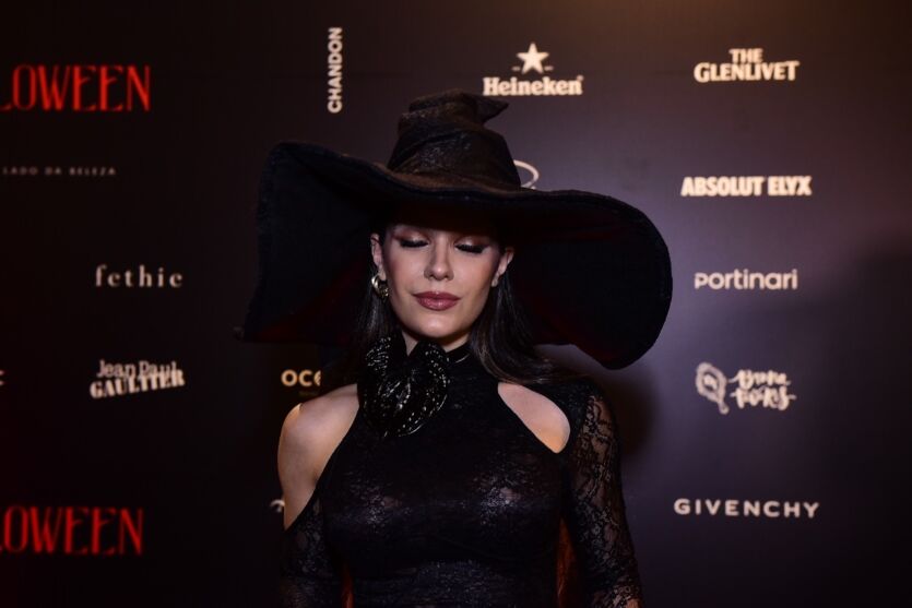 
        
        
            Famosos capricham nas fantasias para Halloween da Sephora
        
    
