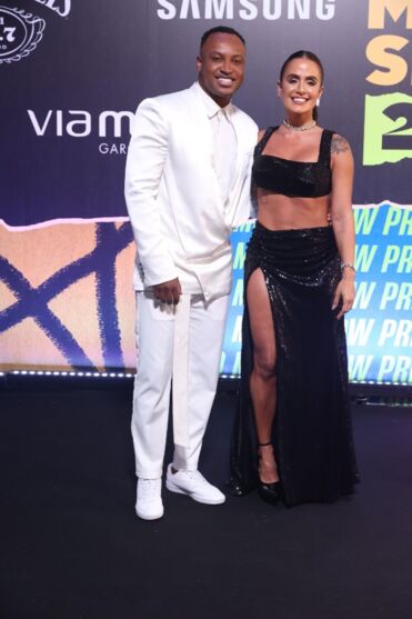
        
            Veja os famosos no tapete vermelho do Prêmio Multishow
        
    