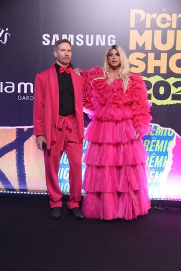 
        
            Veja os famosos no tapete vermelho do Prêmio Multishow
        
    