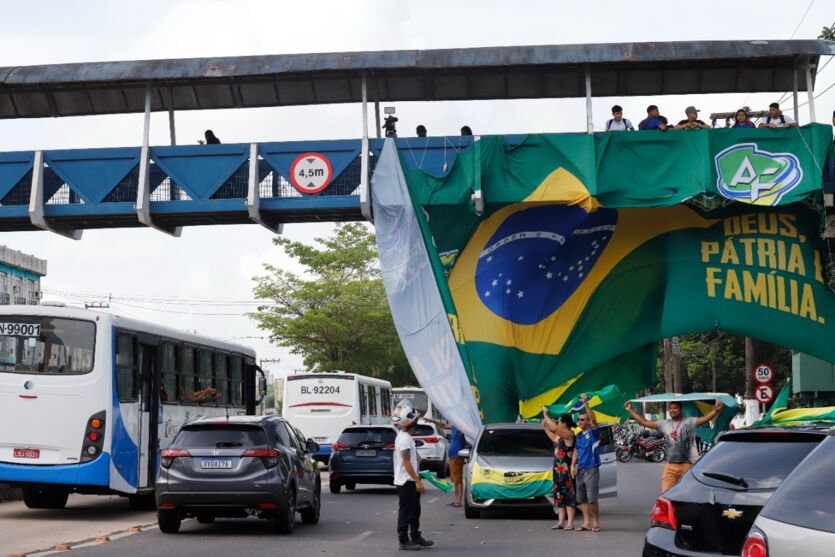 
        
        
            Veja fotos da concentração de bolsonaristas em Belém
        
    