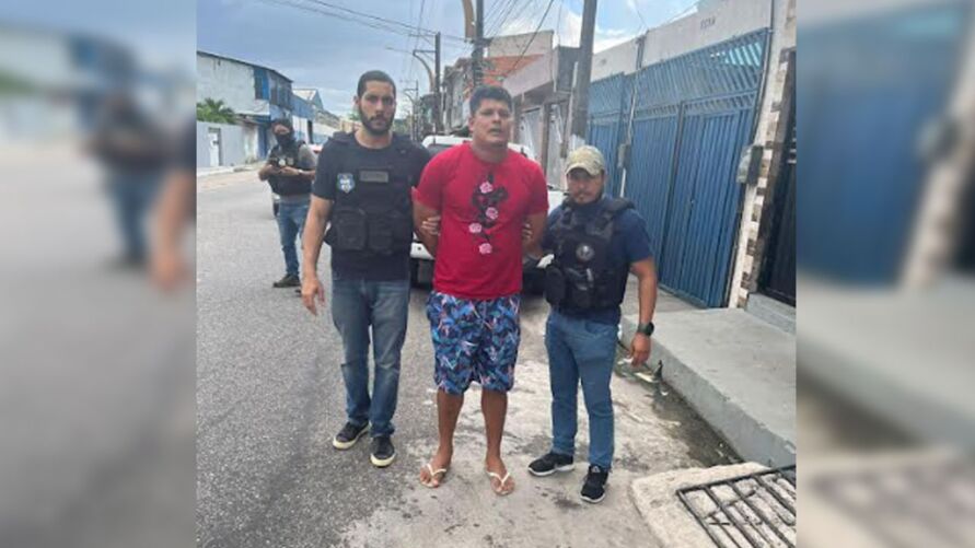 /Marcos de Souza Oliveira, de 34 anos, piloto da lancha Dona Lourdes II, foi preso em Ananindeua.