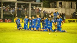 Jogadores do Águia durante as cobranças de pênatis do duelo contra o Goiás, pela 2ª dase da Copa do Brasil.