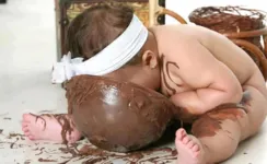 Imagem ilustrativa da notícia Crianças podem consumir doces a partir de qual idade?