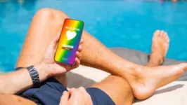 A diferença entre LGBTs+ e heterossexuais nos apps é de mais de 10%.