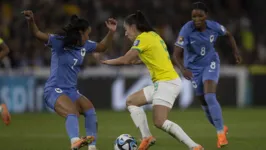 Brasil e França vão decidir sorte no Mundial amanhã