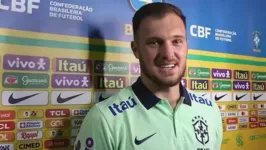 Em Belém, Lucas Perri comemora primeira convocação para a Seleção Brasileira.