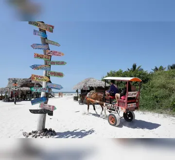 "Ilha do amor": Algodoal recebe multidão no último fim de semana de julho