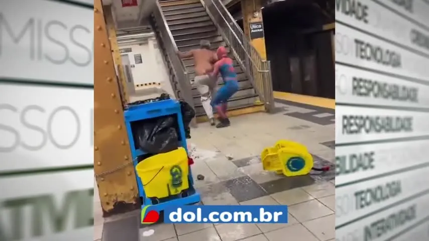 Imagem ilustrativa da notícia Vídeo: "Homem-Aranha" captura suposto ladrão após assalto