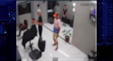 Imagem ilustrativa da imagem Dupla assalta barbearia e leva celulares e moto em Bragança