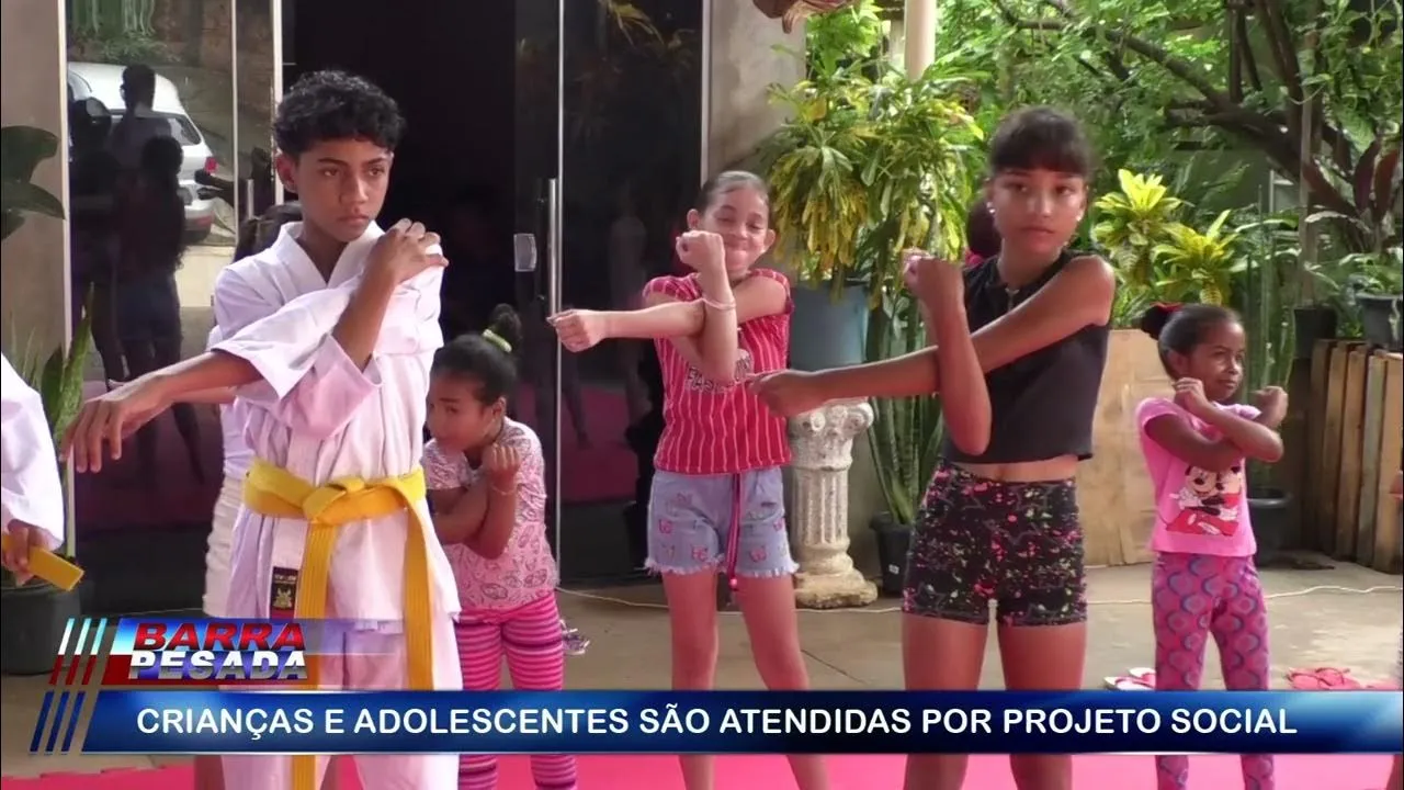 Imagem ilustrativa do vídeo: Crianças e adolescentes são atendidas por projeto social