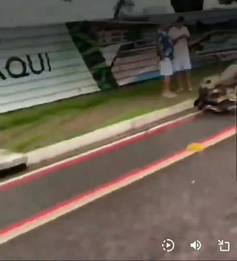 Imagem ilustrativa da notícia Vídeo: acidente com capotamento é registrado na Júlio César