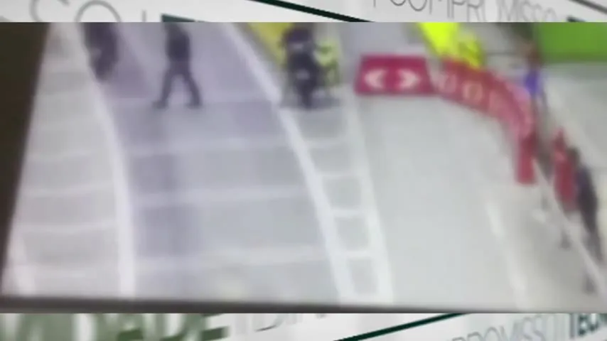 Imagem ilustrativa da notícia Vídeo: PM de folga mata assaltante após entregar moto em SP