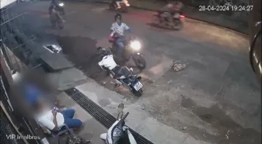 Imagem ilustrativa da imagem Vídeo: jovens são assaltados por motociclistas em Marituba