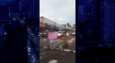 Imagem ilustrativa da imagem Vídeo: protesto em São Brás pede mais ônibus para Mosqueiro
