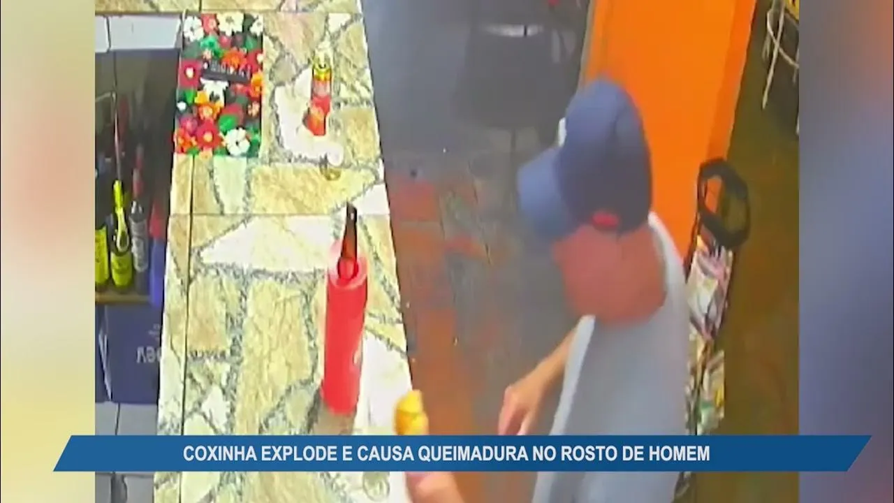 Imagem ilustrativa da notícia Vídeo: homem morde coxinha e ela explode no rosto dele