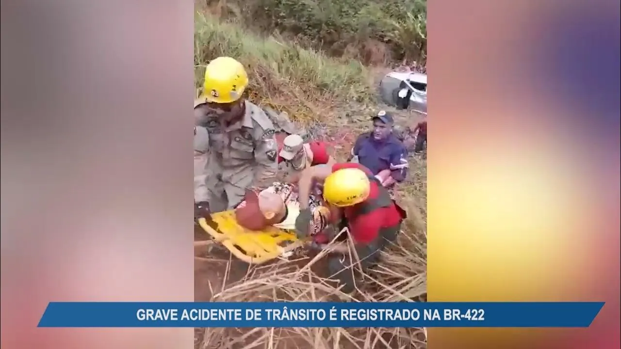 Imagem ilustrativa da notícia Caminhonete cai em ribanceira entre Tucuruí e Repartimento