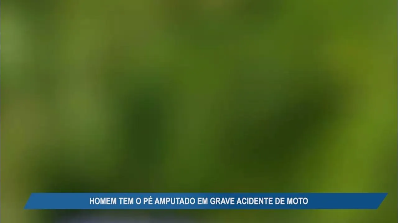 Imagem ilustrativa da notícia Vídeo: homem tem o pé amputado em grave acidente de moto