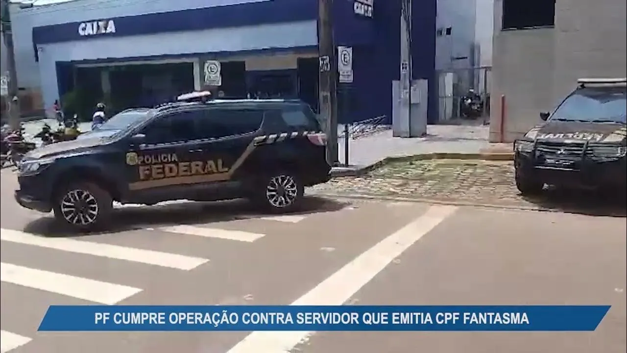 Imagem ilustrativa da notícia PF cumpre operação contra servidor que emitia CPF fantasma