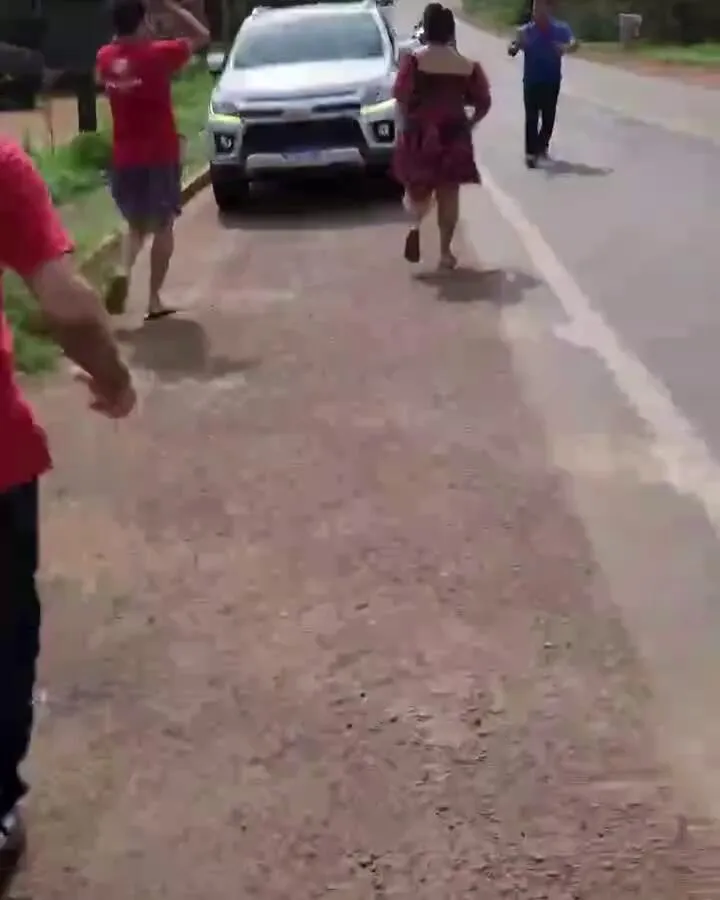 Imagem ilustrativa da notícia Vídeo! Vereador denunciava condições de ponte na hora do desabamento