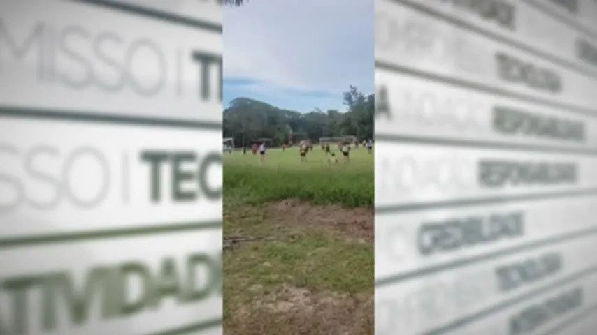 Imagem ilustrativa da notícia Vídeo: Clube do Remo treina em campo de "pelada" e torcida detona