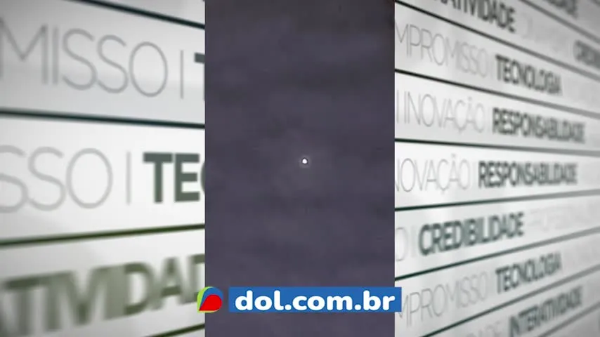 Imagem ilustrativa da notícia Vídeo: Homem detalha "flagra de OVNI" na Estação das Docas, em Belém