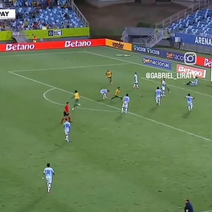 Imagem ilustrativa da notícia Paysandu amarga nova derrota e se afunda na lanterna da Série B