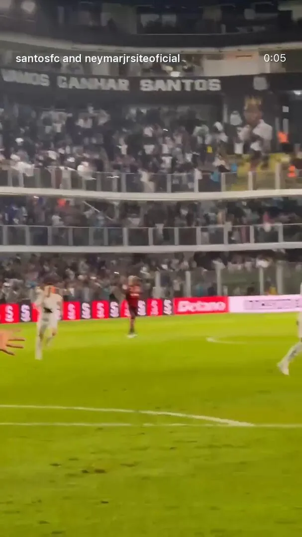 Imagem ilustrativa da notícia Com gol de Neymar, Santos vence Flamengo na Vila Belmiro