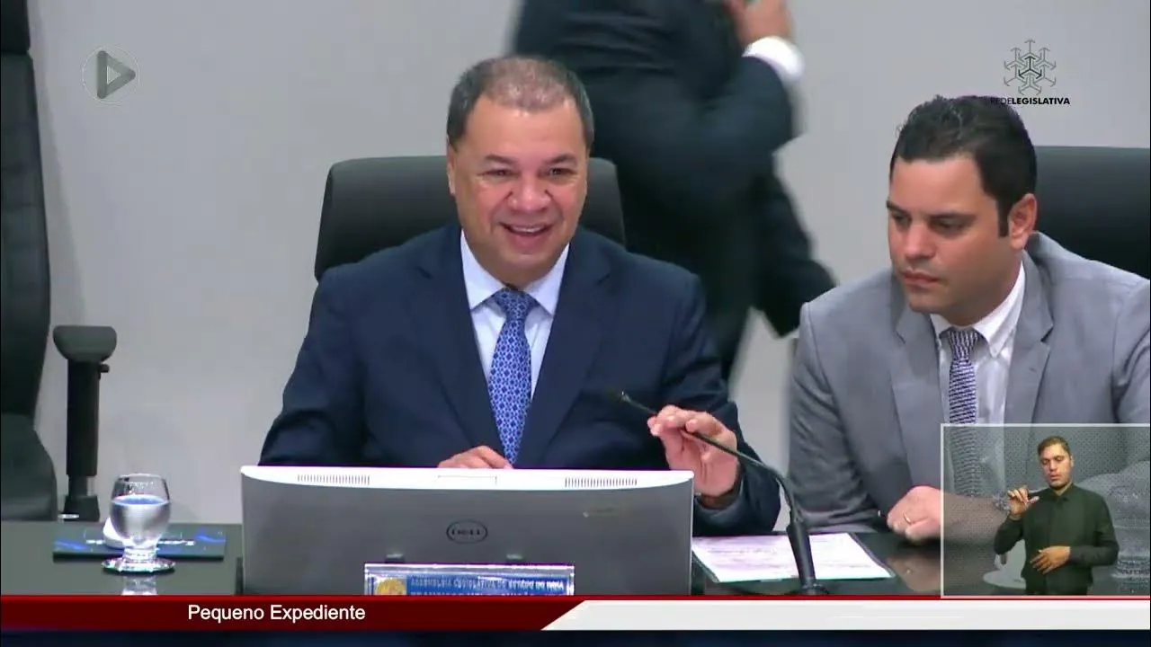 Imagem ilustrativa do vídeo: Alepa aprova programa para depressão perinatal e reconhece novos patrimônios culturais