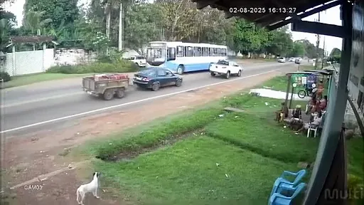 Imagem ilustrativa da notícia: Carro invade contramão e bate em ônibus em rota de Mosqueiro