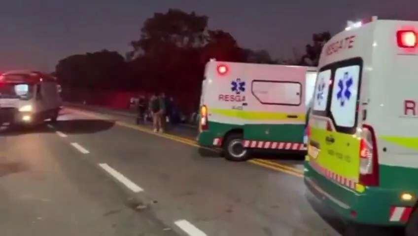 Imagem ilustrativa da notícia Veja o vídeo de como ficou o ônibus da UFPA após acidente em Goiás
