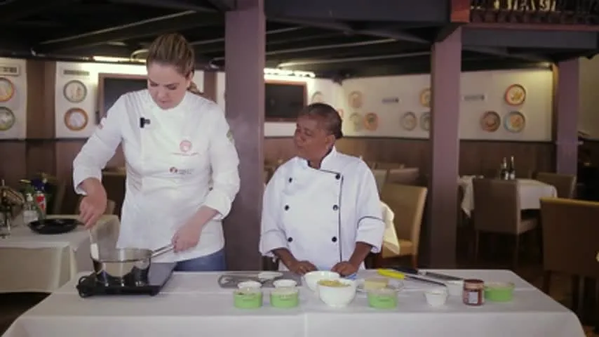 Imagem ilustrativa do vídeo: Faça a famosa massa à parisiense com chef Ângela Sicília