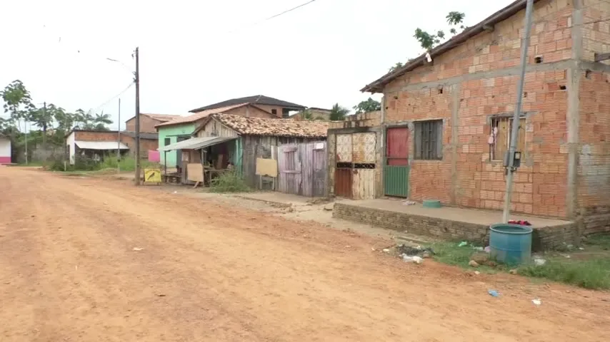 Imagem ilustrativa da notícia Vídeo: Criança morre com tiro na cabeça após "roleta russa"