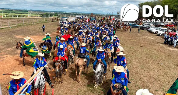 Centenas de cavaleiros, amazonas, autoridades e o público em geral compareceram a uma das cavalgadas mais importantes do sudeste do Pará.