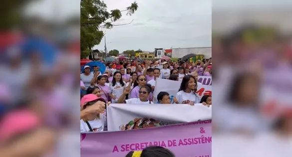 Manifestantes caminham pelas ruas de Marabá durante a 23ª Marcha das Mulheres, exigindo o fim do feminicídio e maior acesso a direitos básicos.