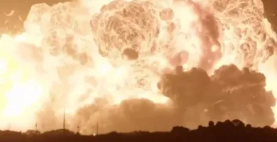 Imagem ilustrativa da notícia Foguete da Blue Origin explode durante teste na Flórida
