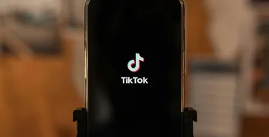 Imagem ilustrativa da notícia ANPD multa TikTok em R$ 153,7 milhões por falhas no controle etário