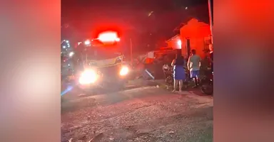 Imagem ilustrativa da notícia Vídeo: homem incendeia a própria casa em bairro do interior do PA